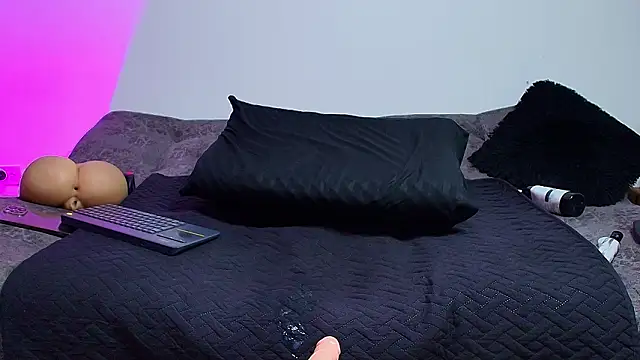 BrayaanFit's Live XXX Chat