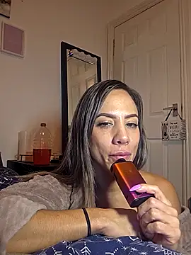 Miss_J888: απευθείας συνομιλία ΧΧΧ