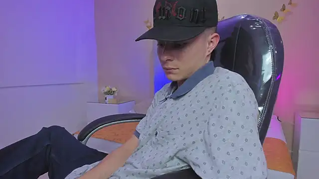 Nascary_Fox Chat XXX live