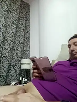 Pacobakan042 élő XXX-chatje