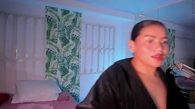 دردشة loly_marce الجنسية المباشرة