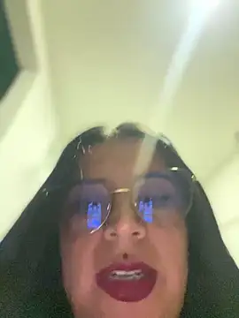 Devilsweet17's Live XXX Chat