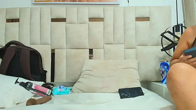 دردشة Sara_BigAss- الجنسية المباشرة