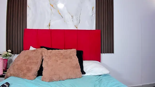 Atenis_thompson: απευθείας συνομιλία ΧΧΧ