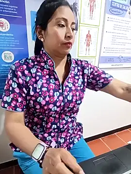 Aitana444: απευθείας συνομιλία ΧΧΧ