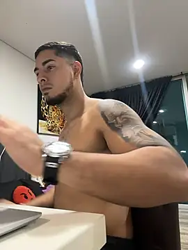 Czat XXX na żywo – Dimitri_Colleman