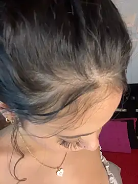 دردشة TeaseDollXXX الجنسية المباشرة