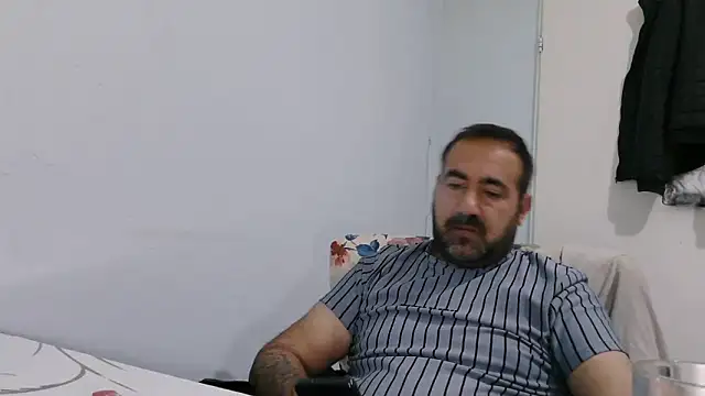 Chat XXX en directo de mio_jaks