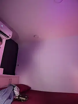 Hips_hannah Chat XXX in diretta