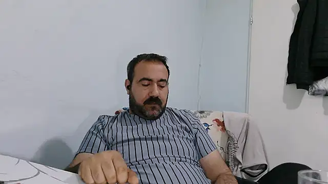 mio_jaks: απευθείας συνομιλία ΧΧΧ