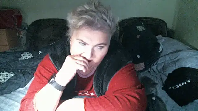 Lana555 现场XXX聊天