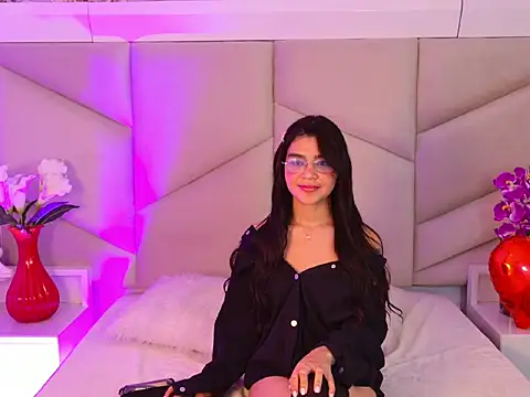 OliviaDiaz – Naživo XXX chat