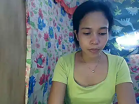 PinaySkinnyGirl's Live XXX Chat