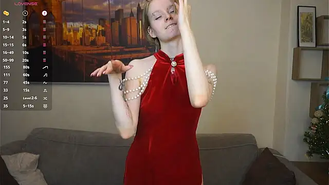 ToyaPletz's Live XXX Chat