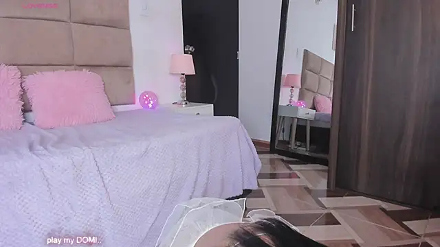 ashleycurvyy 现场XXX聊天