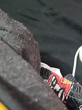 hairyandbigmann's Live XXX Chat