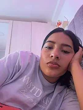 jacobss_gh's Live XXX Chat