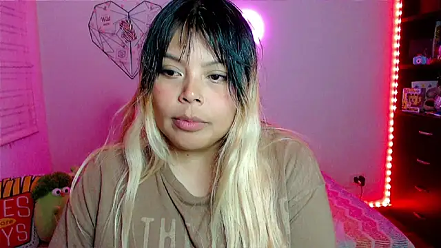 EllieMoonX Chat XXX in diretta