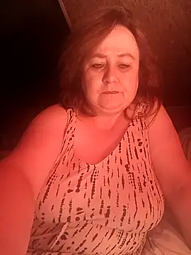 Chat +18 de Iwenne ao vivo