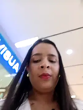 Chat +18 de Julieth_hot-69 ao vivo