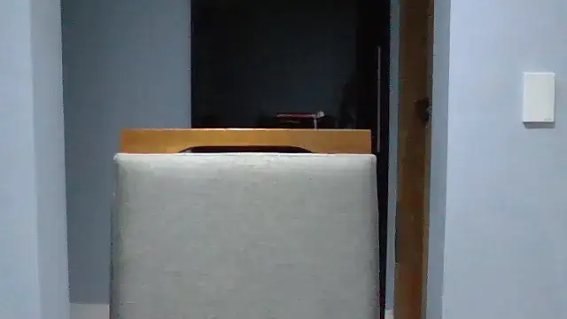 Chat +18 de Laura_81 ao vivo