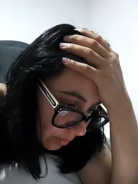 Chat +18 de issabellagray ao vivo