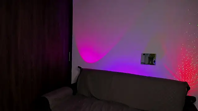 natevillage Adlı Modelin Canlı XXX Sohbeti