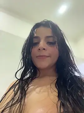 ArieliciousXXX webkamerás műsora