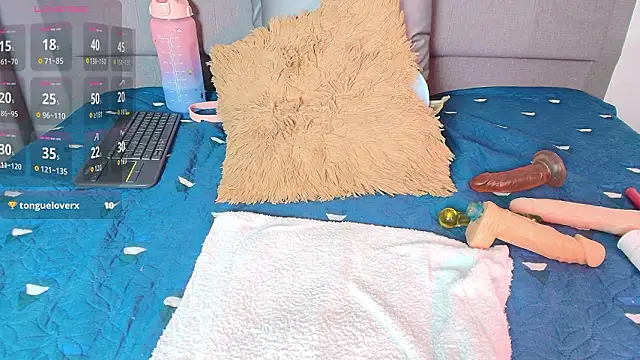 saray_reesee 即  時 XXX 聊天