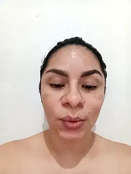 Chat +18 de luna_pinky ao vivo