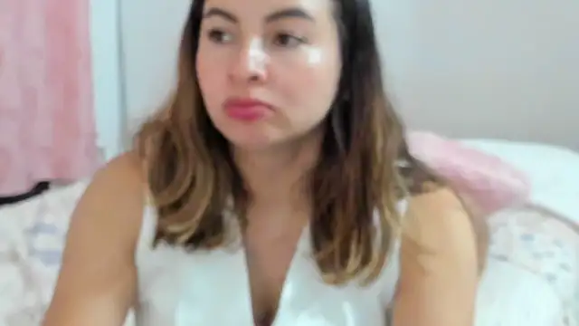 __Emma__11__Lecat_ Chat XXX live