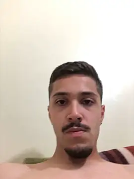 henriquexz244 Adlı Modelin Web Kamerası Şovu