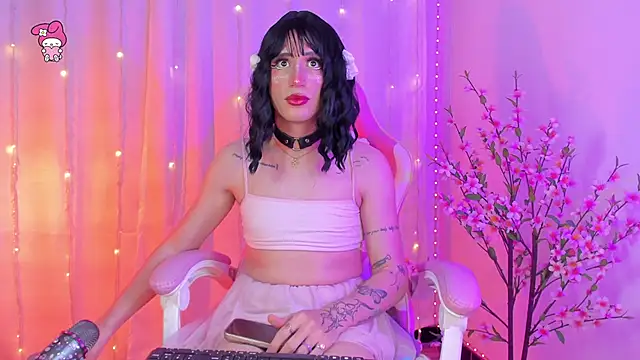 Pinkyrosse: онлайн-секс-чат