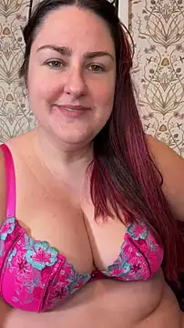 Show modela Lacey-BBW na web-kameri