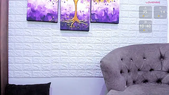 _LaraMom_: онлайн-секс-чат