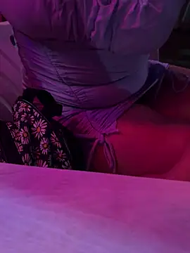 Craziness_street élő XXX-chatje