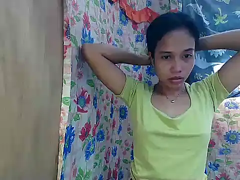 XXX chat uživo modela PinaySkinnyGirl