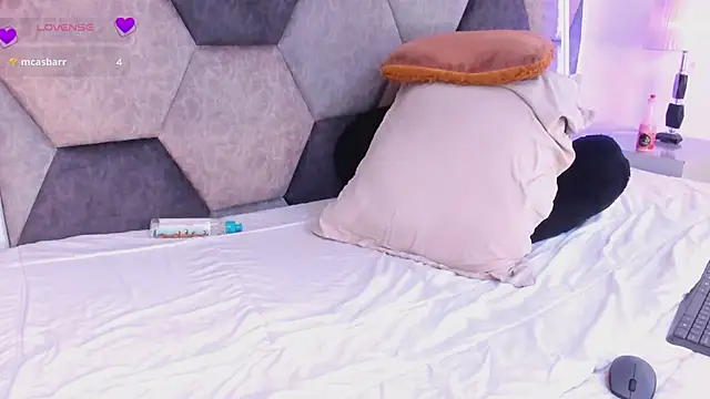 XXX chat uživo modela DulceJones