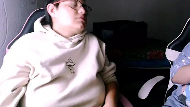 دردشة tatsumi_nao الجنسية المباشرة