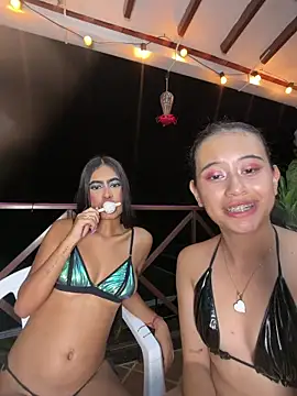 l0lita_emi's Live XXX Chat