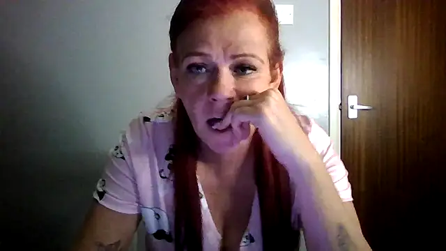 Sembang XXX Secara Langsung Forbidden-Irish-x