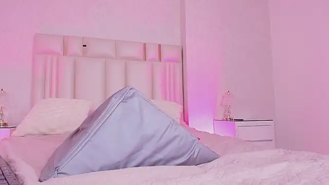 alanarose18n Live XXX chat