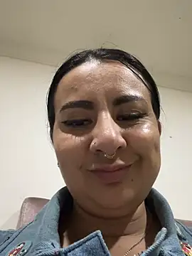 Abril_Luv Chat XXX in diretta