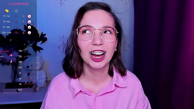 KindHazelHere_: απευθείας συνομιλία ΧΧΧ