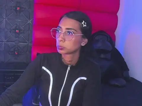 KarlaSlutSkinny__ Chat XXX live