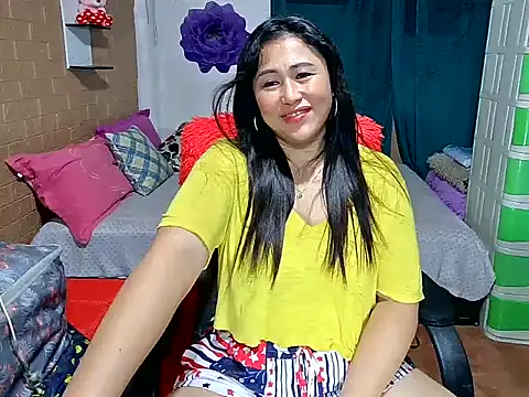 Chat +18 de Ugly-Filipina ao vivo