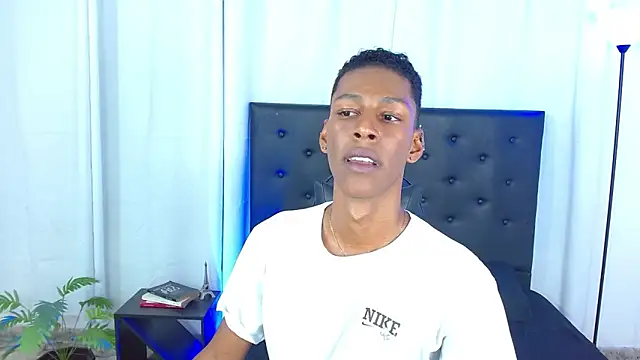 maiki18_のウェブカメラショー