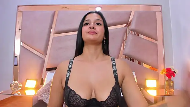 Chat +18 de Kendal_Lane ao vivo