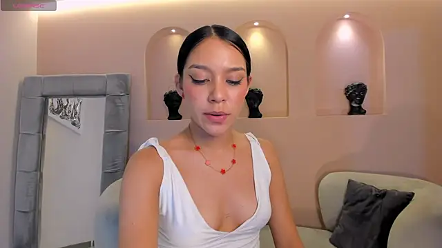 AmaliaCrus: онлайн-секс-чат