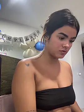 Kaily_Sweet16 Obrolan Langsung XXX